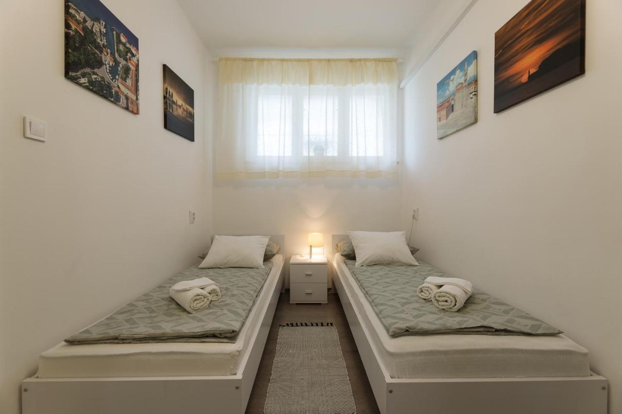 Studio Apartment Vito Zadar Exterior photo